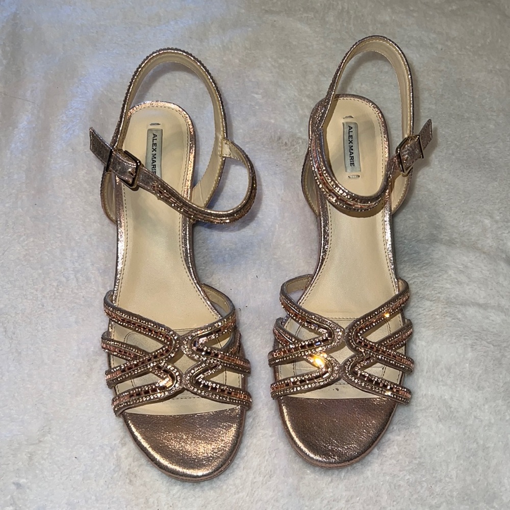 WORN ONCE. MOTHER OF THE BRIDE! Size 9